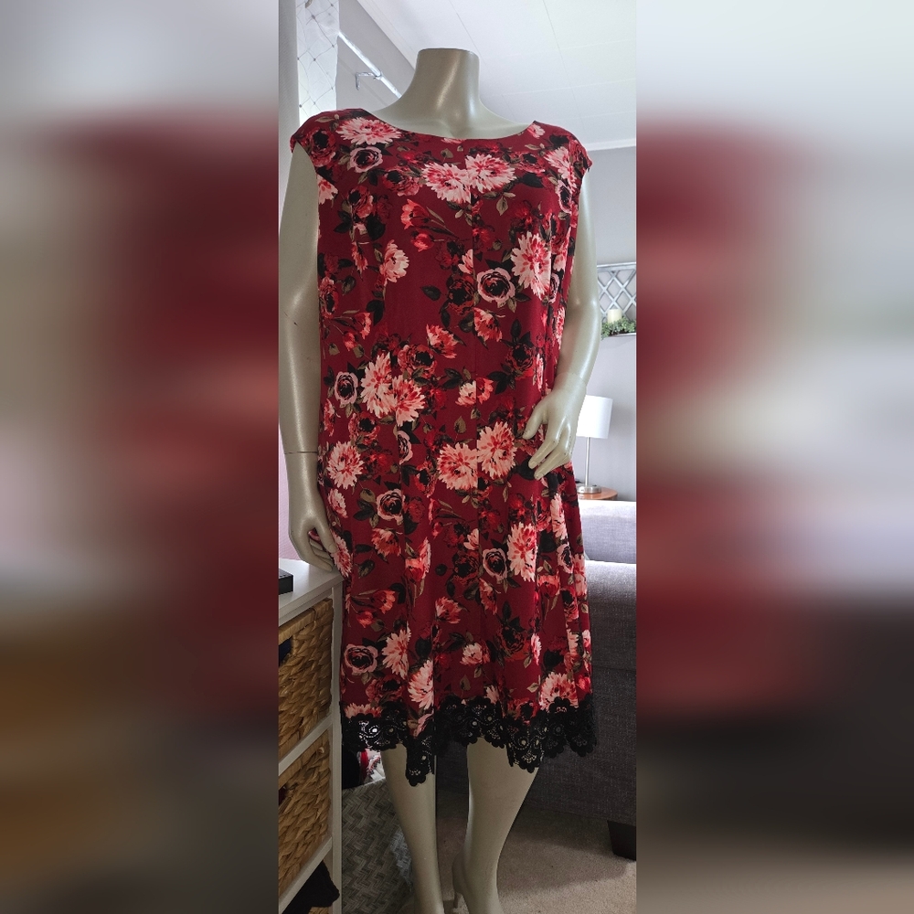 Roz & Ali Red & Pink Floral Sleeveless Below Knee Dress Size 24 EUC